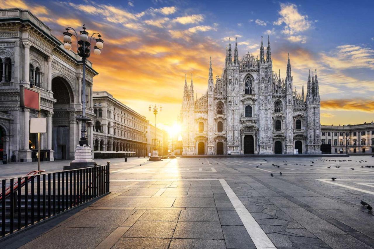 Large Suite Home Milan - Duomo Zewnętrze zdjęcie